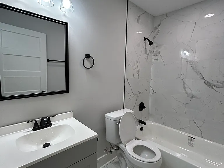 522 Woodbury Rd — Photo 11