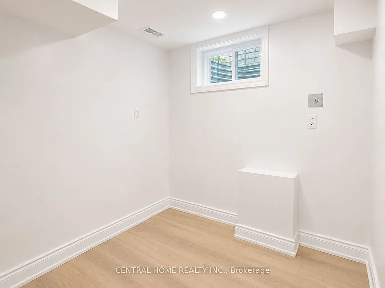 47 Stella Dr #BASEMENT — Photo 11
