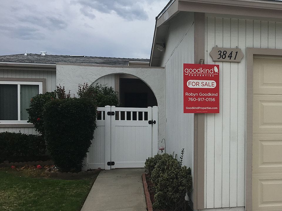 2nd image of 3841 Rosemary Way