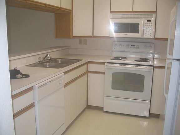 4th image of 182 Heritage Pl APT 278