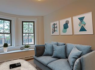 106 Willow St #2R, Cambridge, MA 02141
