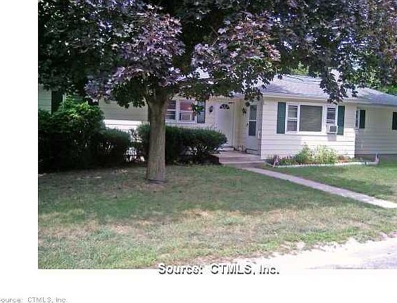 2nd image of 14 Gladys St