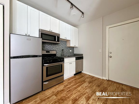 5th image of 2834 W Palmer St APT 108