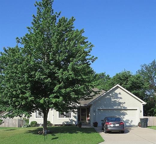 1st image of 1020 N Ponca Dr