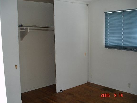 3rd image of 1926 N Everest Ave