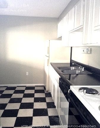 4th image of 1350 N Lafayette St APT 304
