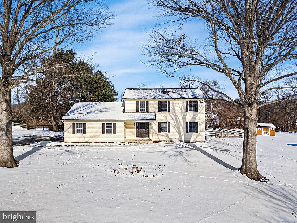 1st image of 15 Cochran Dr