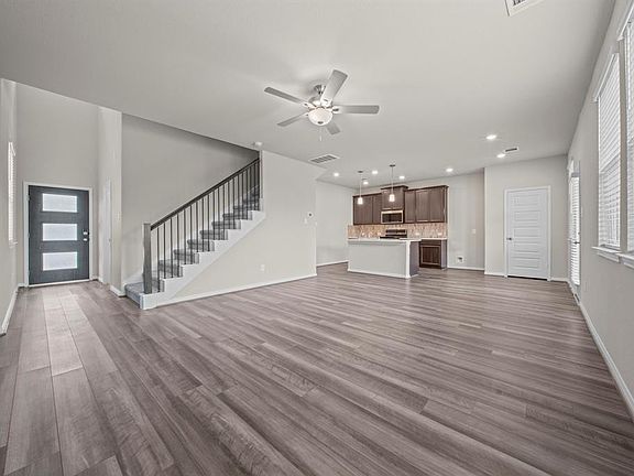 5th image of 18495 Sunrise Maple Drive