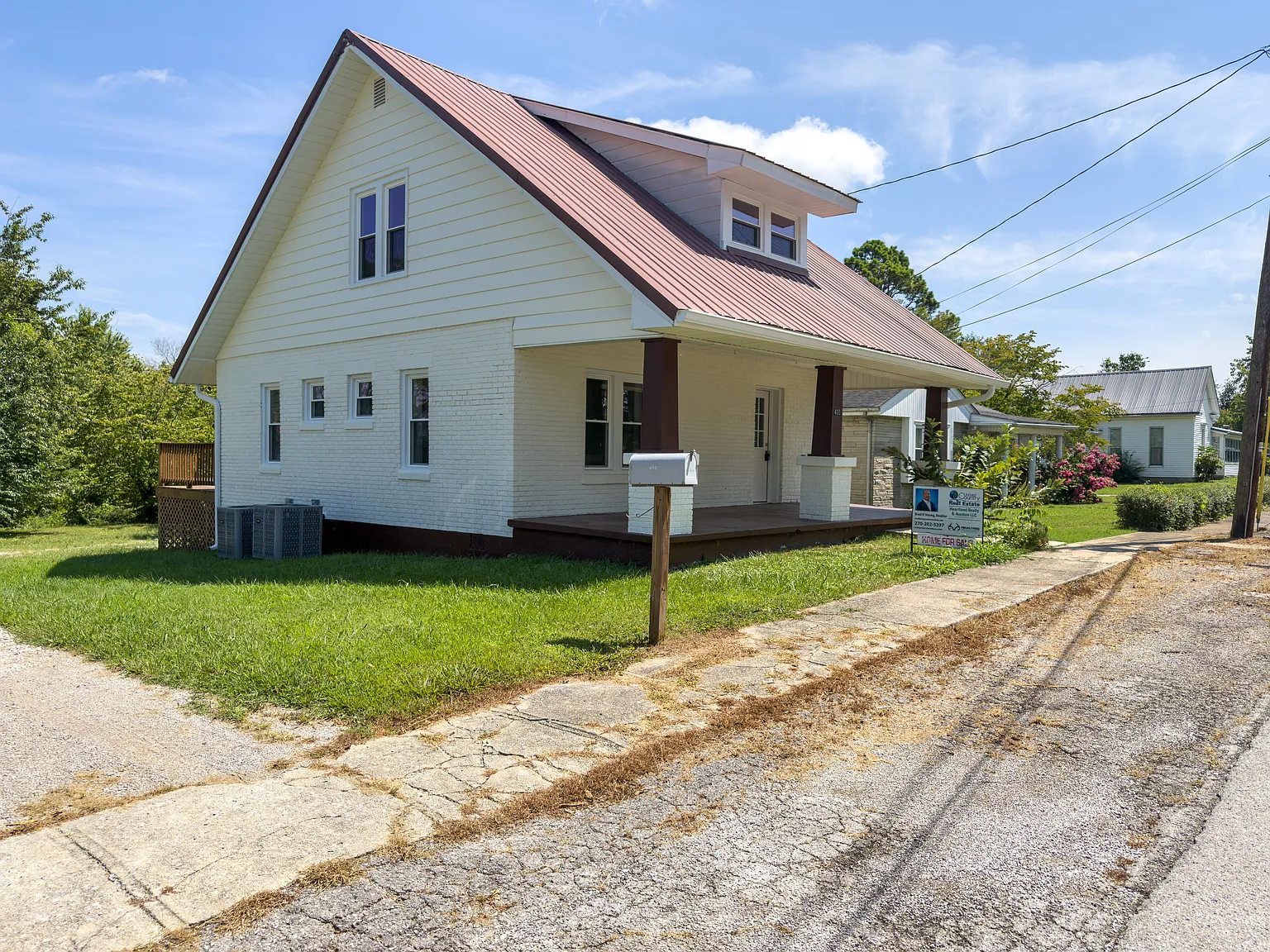 3 bed, 1292 sqft, $1,600 — Photo 2