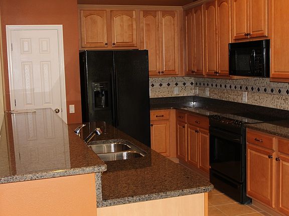 2nd image of 406 Balboa Blvd