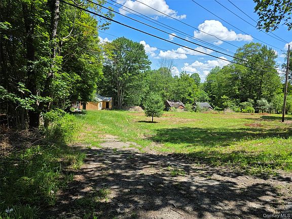 3rd image of 1094 Old Route 17