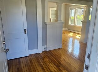320 Hamilton St #1, Worcester, MA 01604