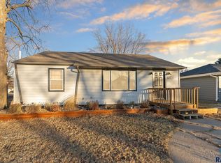 205 S Jefferson St, Humboldt, SD 57035