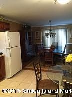 5th image of 415 Oak Ave