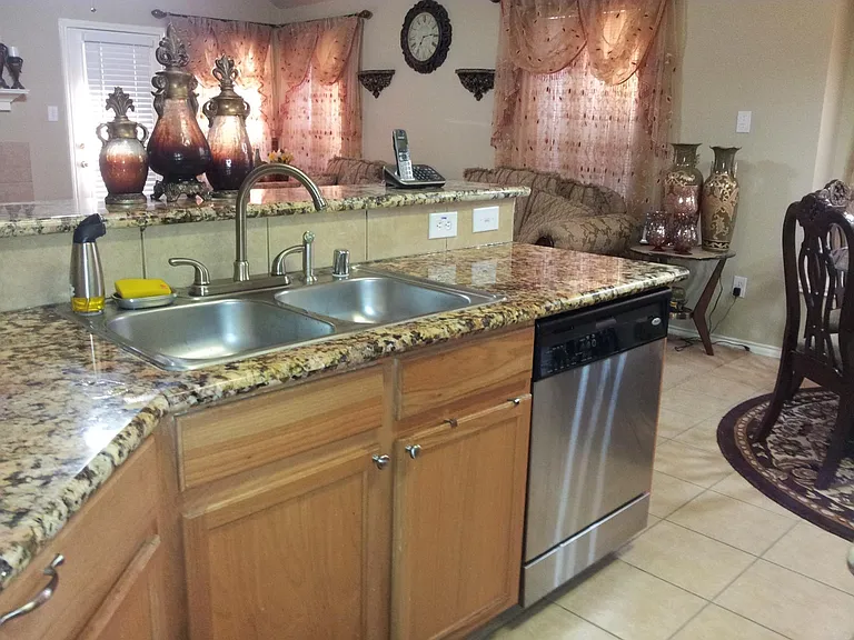 4519 Marquis Ave — Photo 35