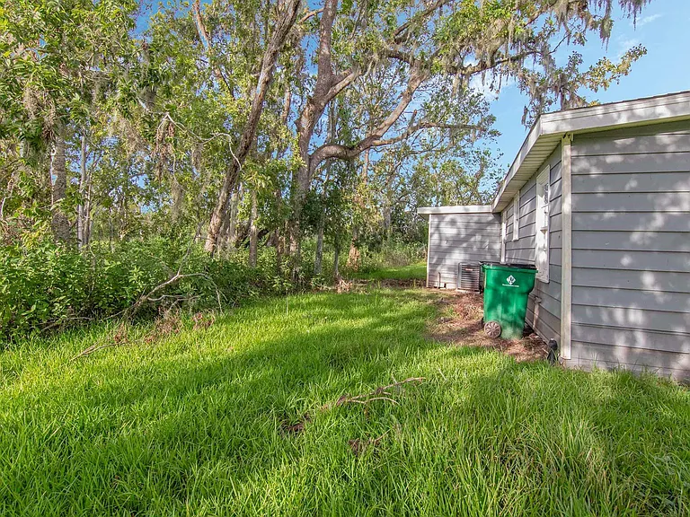 152 Walnut Dr — Photo 19