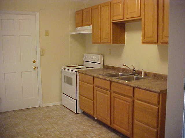 2nd image of 704 Williams Ave