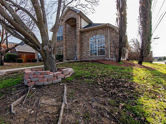 4th image of 2238 Fallen Wood Dr