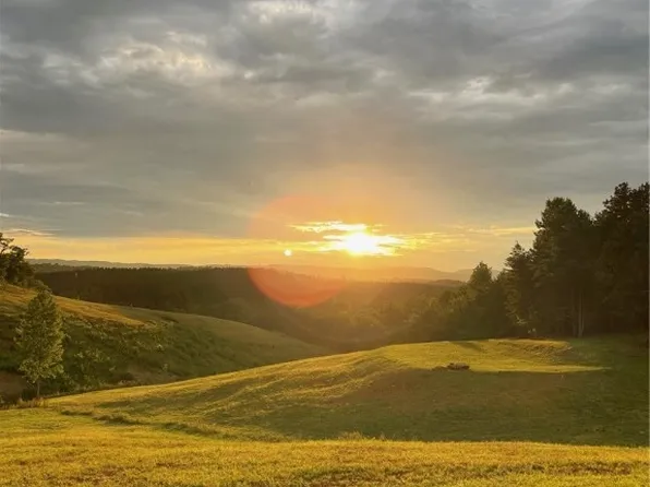 244 Old Flat Shoals Rd, Walhalla, SC 29691