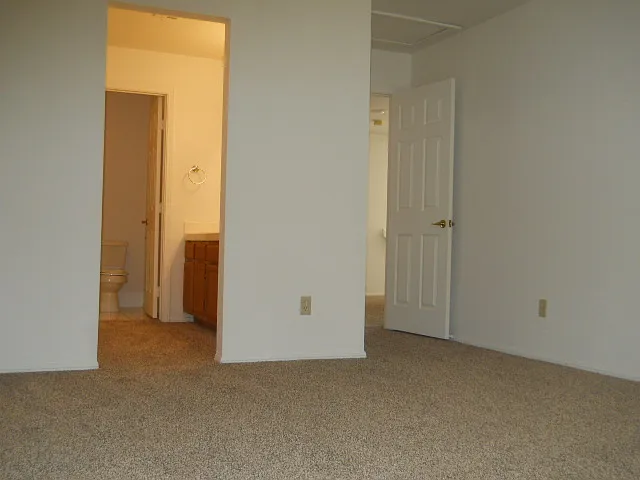 7281 Vista Bonita Dr — Photo 17