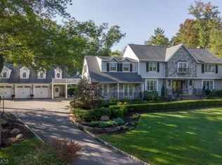 52 Village Way, Branchburg, NJ 08876