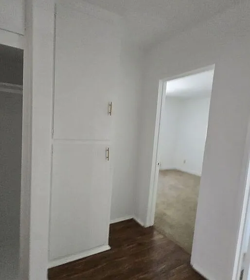 2219 Crenshaw Blvd #2 — Photo 11