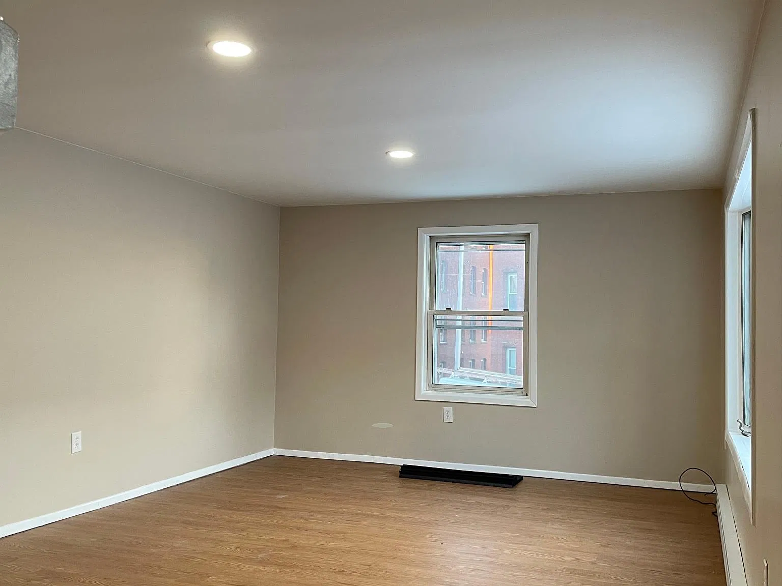 20 Lagrange St — Photo 4