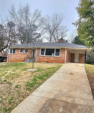 4th image of 3590 Oakmont Ave
