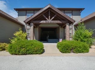9 Bunker Dr APT 3, Reeds Spring, MO 65737