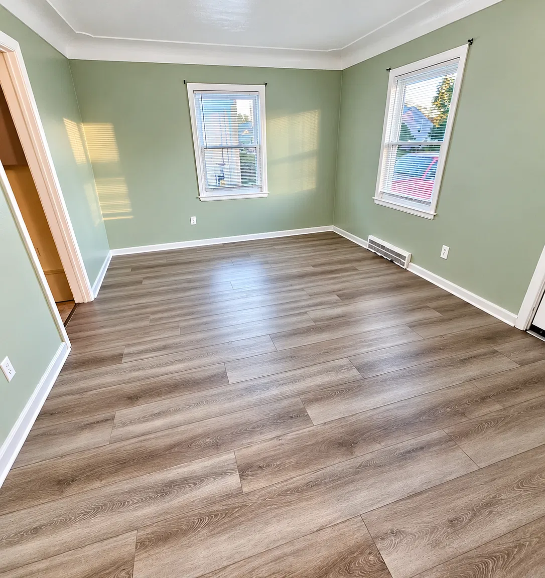3 bed, 1.0 bath, 1053 sqft, $1,395 — Photo 3