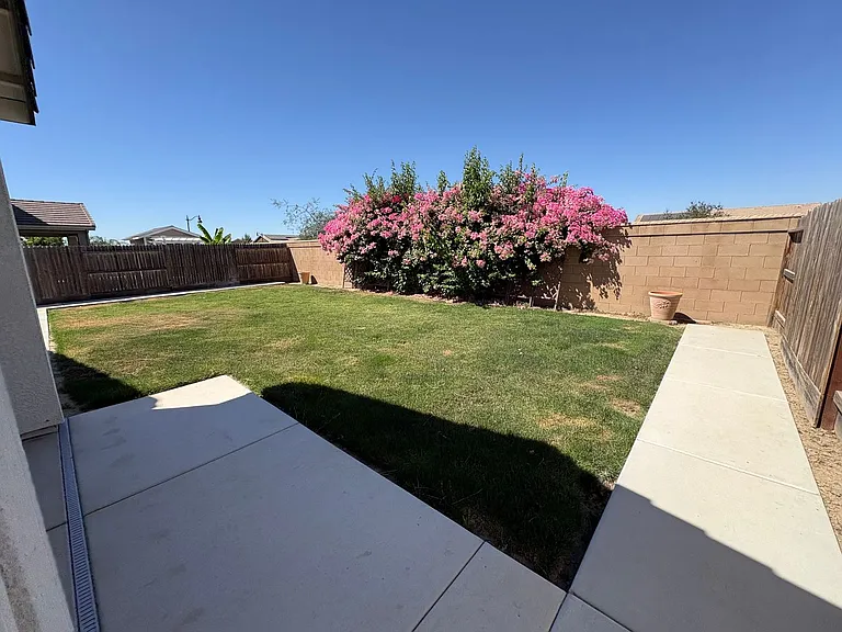 1620 W Porter Ave — Photo 30