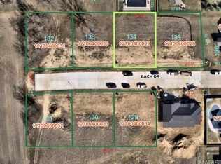 909 Bach Dr, Millstadt, IL