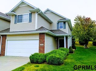 5920 NW 14th Ct, Lincoln, NE 68521