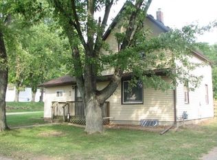 211 La Valle St, La Valle, WI 53941