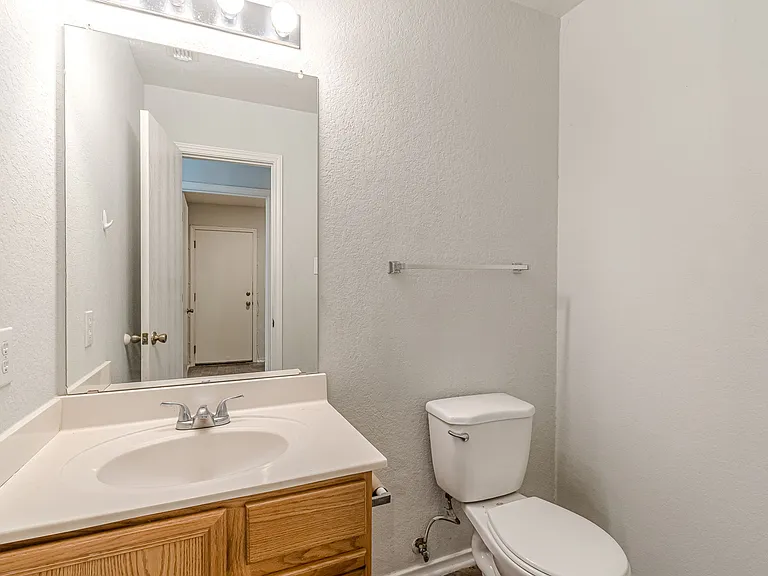 164 Springtree Holw — Photo 21