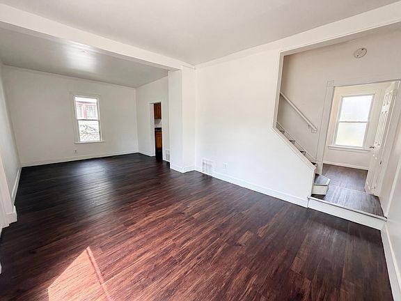 3rd image of 5200 Camden Ave N