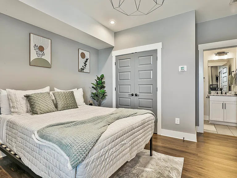 716 Katherine Johnson Ln — Photo 6