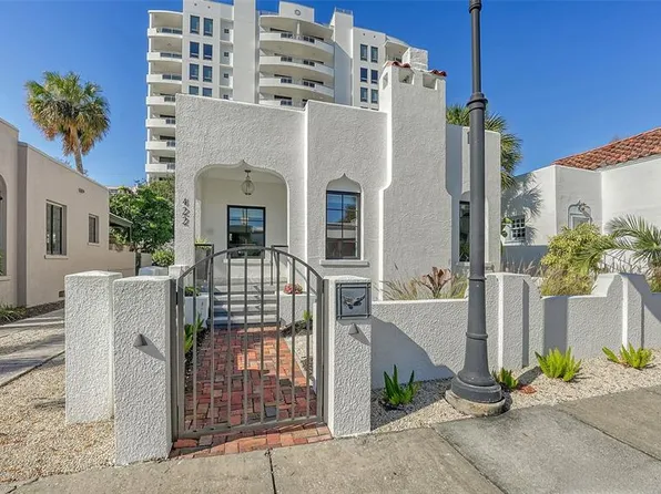 422 Burns Ct, Sarasota, FL 34236