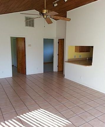 4th image of 2426 SW Cooper Lane