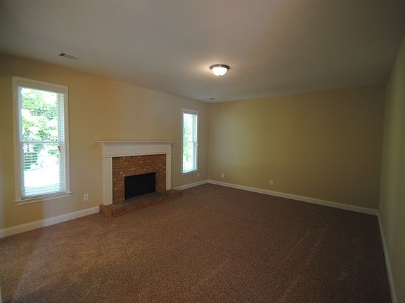 2nd image of 2938 Neese Dr SW