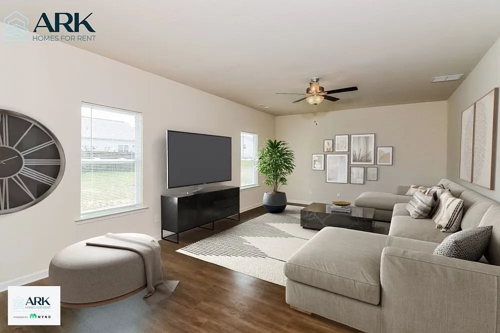 5 bed, 2.5 bath, 2619 sqft, $2,209 — Photo 3