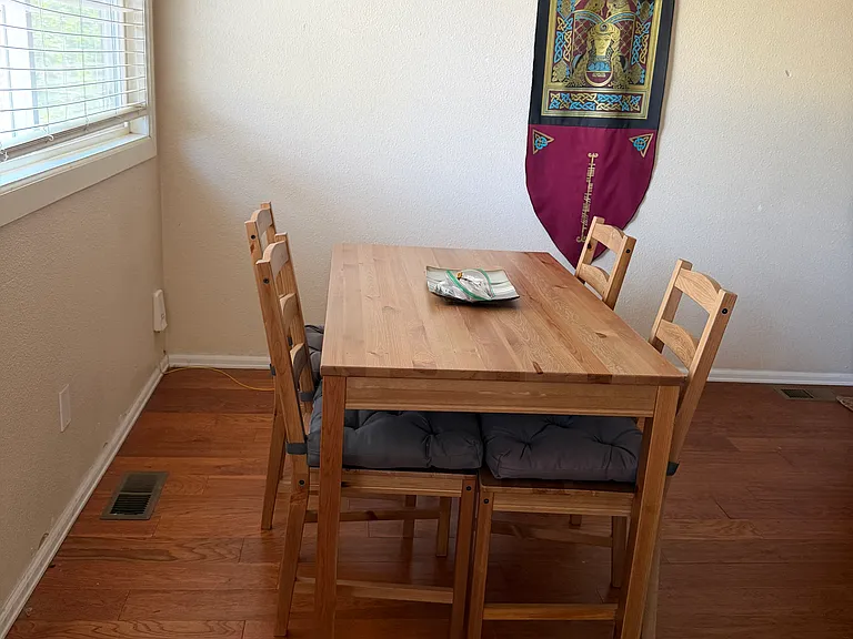 323 Southridge Pl — Photo 3
