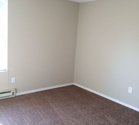 3rd image of 10427 12th Avenue Ct S