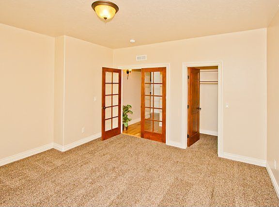 5th image of 2720 S Gatewood Ln
