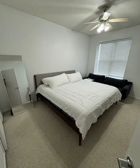 1717 S Prairie Ave #907 — Photo 13