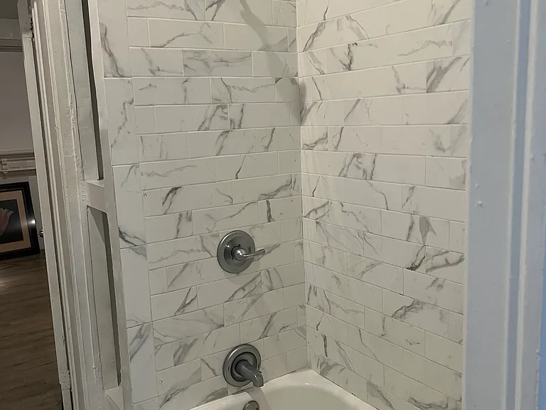 805 Park Ave #1R — Photo 7