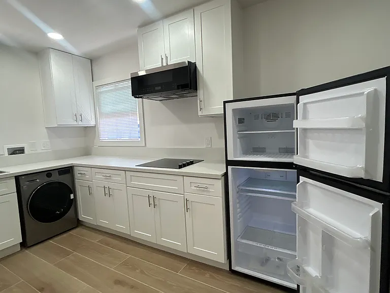 2444 Fairmount Ave #B — Photo 33