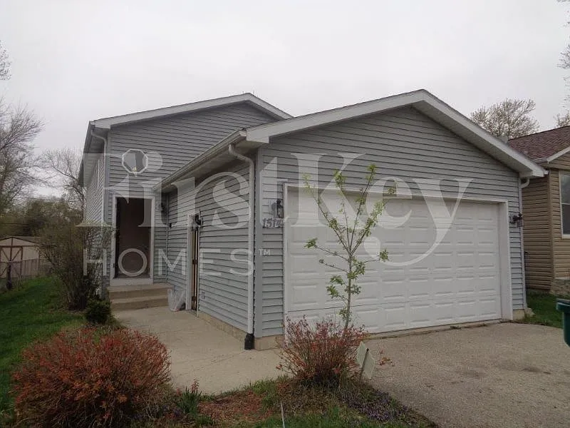 1514 Goldenrod Ter