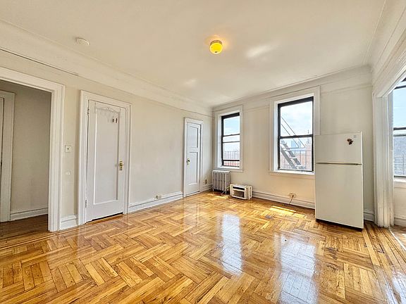 2nd image of 26-80 30th St #5J