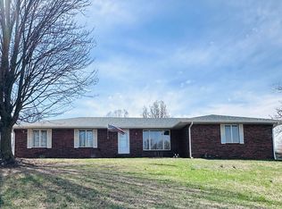 1022 E Fremont Dr, Stockton, MO 65785